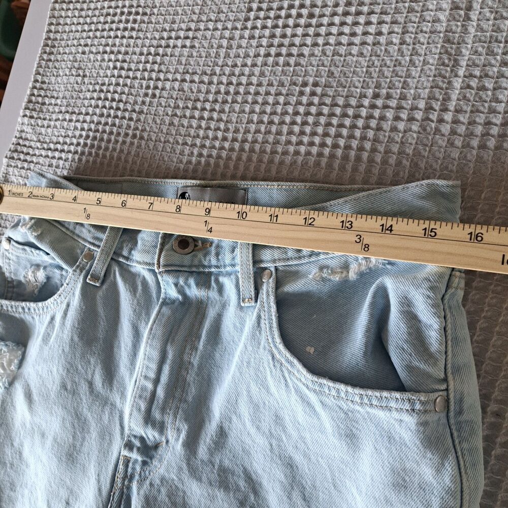 Levi's Light Blue Boyfriend Jeans - Picture 10 of 12